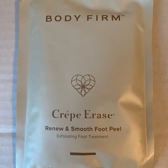 Body Firm Other - Body Firm Crepe Erase Renew & Smooth Foot Peel New